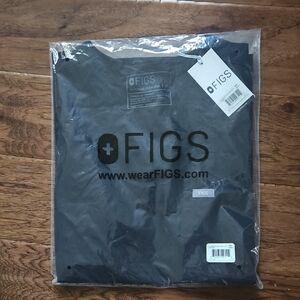 Figs Black Brand New With Tag  Scrub Top M
